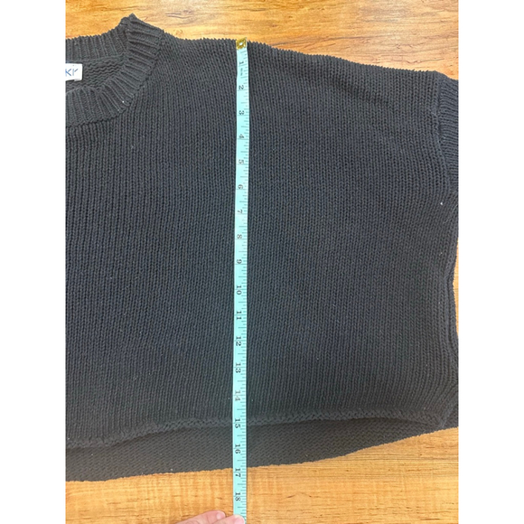 She + Sky Black Oversized Knit Cropped Sweater M - Picture 9 of 10